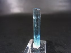 画像2: ジェムグレード宝石需要品質：ベトナム産アクアマリン柱状結晶原石 4.1カラット