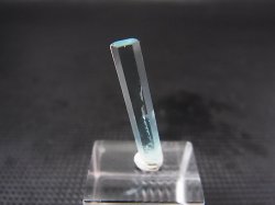 画像2: ジェムグレード宝石需要品質：ベトナム産アクアマリン柱状結晶原石 2.5カラット