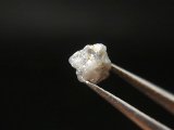 タンザニア産アレキサンドライト原石 0.8カラット