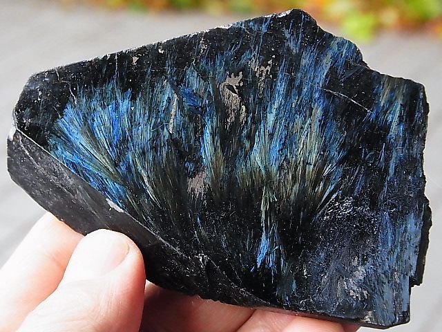 ヌーマイト 緑藍晶石 原石 110mm丸玉 鉱物標本-silversky-lifesciences.com