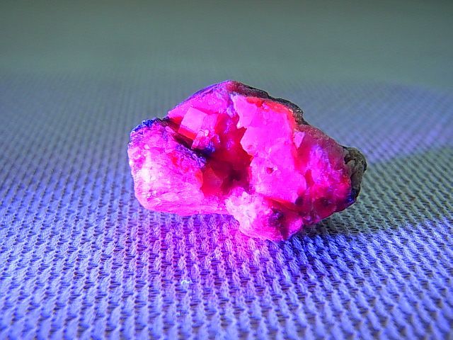 bororo サファイア原石 結晶 イヤリング 正規品 試着のみ 開店祝い www