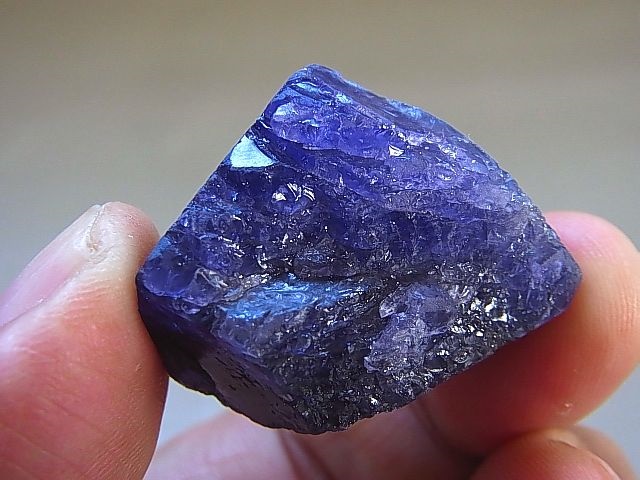 返品不可】 希少 パワーストーン 天然石 原石 タンザナイト 11g No.651