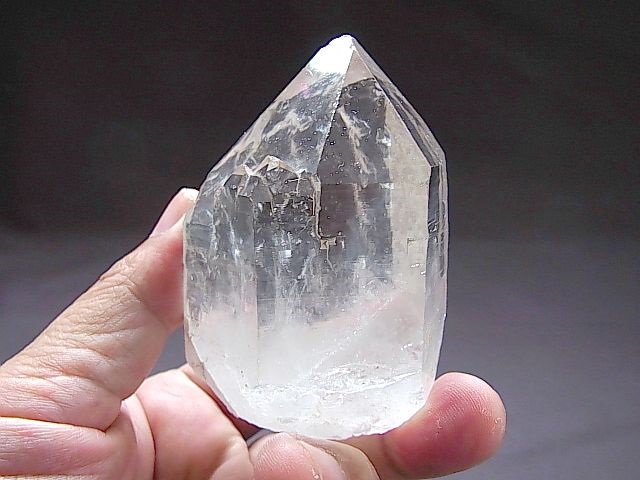 スカルドゥ産ウォータークリア水晶ポイント274.7g - パーフェクトストーン PERFECT STONE