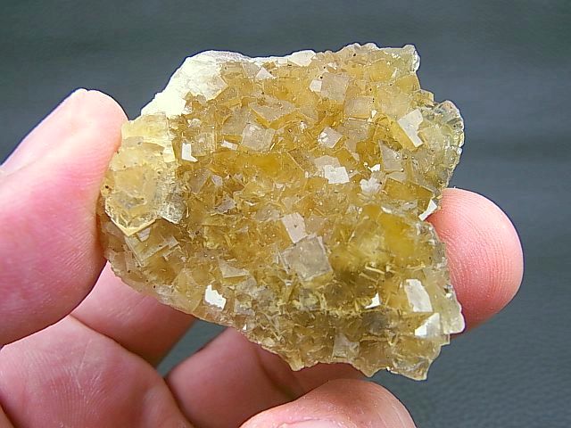 閉山ヒルトン鉱山 フローライト 蛍石 鉱物 鉱物標本 原石 fluorite-