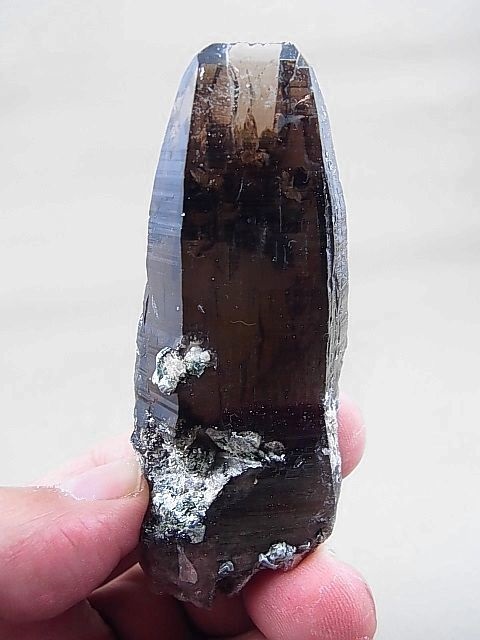 正規品保障 パキスタン産トパーズ、クォーツ、マイカ結晶 fabiolandert.com