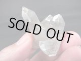 画像: ベトナム産マトリクス水晶（クローライト入り/群晶） 20.7g