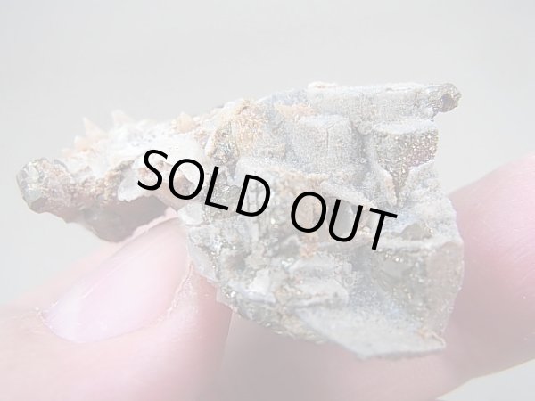 画像2: ロシア・ダルネゴルスク産パイライト＆カルサイト＆フローライト仮晶原石 33.4g