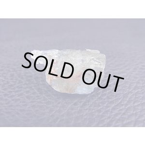 画像: ベトナム産メルティングアクアマリン原石 13.2カラット