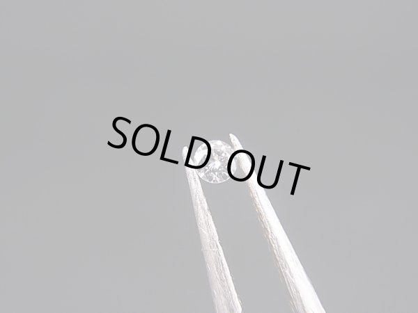 画像2: 天然ホワイトカラーダイヤモンド（蛍光ブルー）・ルース 0.02カラット