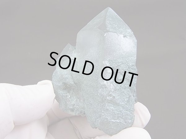 画像1: スカルドゥ産メタリックグリーンカラー水晶 114.6g