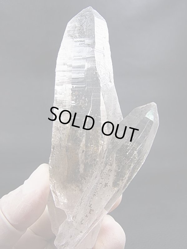 スカルドゥ産クリアテッシンハビット水晶ポイント（ツイン） 176.0g