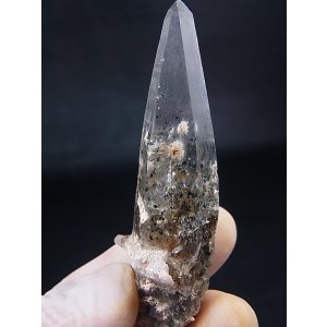 画像: ガネーシュヒマール・リー産クローライト入り水晶ポイント（バイオタイト/マイカ入り） 27.2g