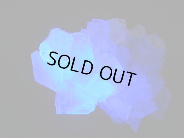 画像2: フランス・ピュイドドーム産フローライト原石 41.1g