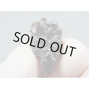 画像: アーカンソー州産ブルッカイト（アーカンサイト）＆水晶原石 2.6g
