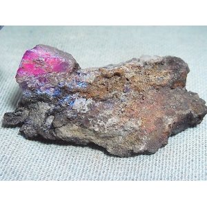 画像: メキシコ・オハエラ鉱山産フローライト原石（赤色蛍光） 73.5g