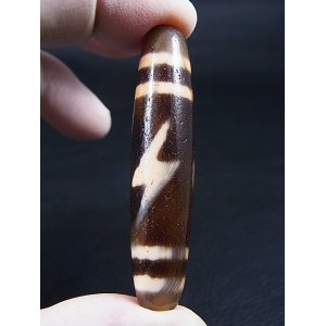 画像: 「閃電五眼」（ドラゴンライン入り）現代天珠 直径約13×58.5mm
