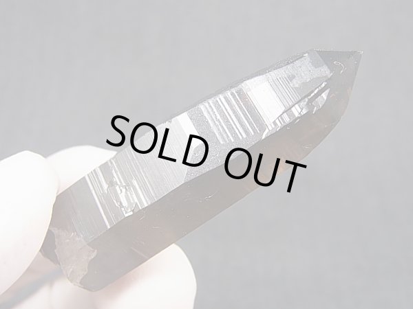 画像2: マラウイ・ムランジェ産クリアスモーキー水晶 22.7g