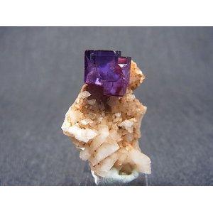 画像: 新疆天山産パープルフローライト原石 7.3g