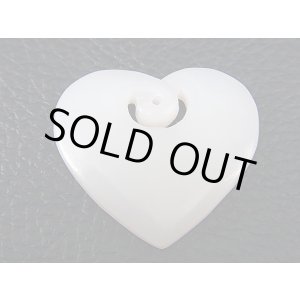 画像: 和田玉(ホータンぎょく)「羊脂白玉」原石(穴あき研磨加工/ソーティングメモ付き) 7.1g