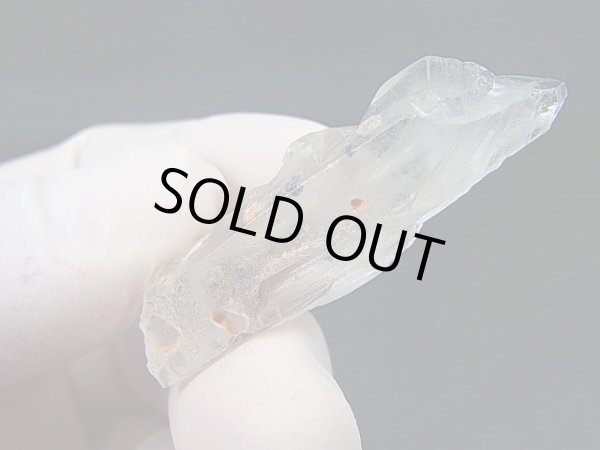画像1: マダガスカル産フローライトイン水晶原石 9.9g