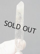 画像: 内モンゴル産インクルージョン入りクリア水晶原石 16.8g