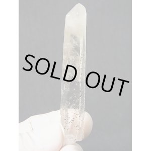 画像: 内モンゴル産インクルージョン入りクリア水晶原石 16.8g