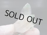 画像: インド・マニハール産クローライトファントム入り水晶（連晶） 20.8g