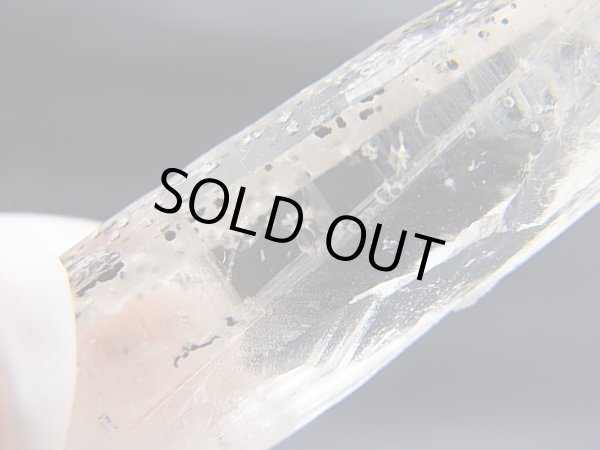 画像2: 内モンゴル産インクルージョン入りクリア水晶原石 15.1g