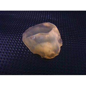 画像: ジュエリー品質：リビアングラス原石 4.3g