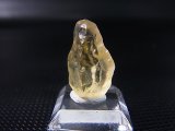 画像: ジュエリー品質：リビアングラス原石 1.8g