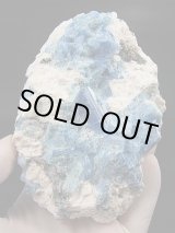 画像: キャビネットサイズ：ベトナム・タインホア産アクアマリン/カオリナイト/マイカ原石（マッシブ） 667.3g