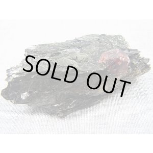 画像: スウェーデン・ダーラナ産ガーネット原石 40.9g