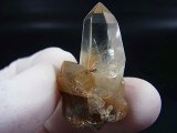 画像: 川上村産角閃石入り水晶ポイント 11.9g