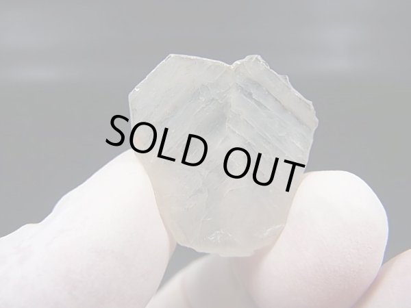 画像2: マダガスカル産ジャパニーズツイン（日本式双晶水晶/軍配型） 3.2g