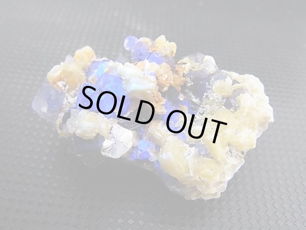 画像2: ナミビア・エロンゴ産フローライト＆ショール＆モスコバイト原石 20.9g