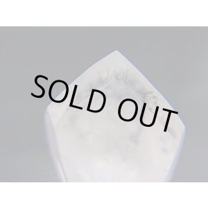 画像: マダガスカル産ホーランダイトインキャンドルクオーツ(錐面研磨) 5.8g