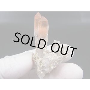 画像: 南アフリカ・オレンジリバー産アナテース付レッドヘマタイト水晶（タントリックツイン） 18.8g