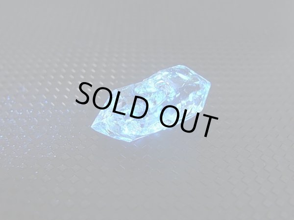 画像1: スペイン・アストゥリアス産ペトロリウム水晶 1.2g