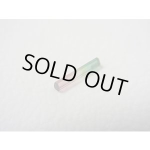 画像: ブラジル産バイカラートルマリン(ピンク/グリーン)柱状結晶 0.1カラット