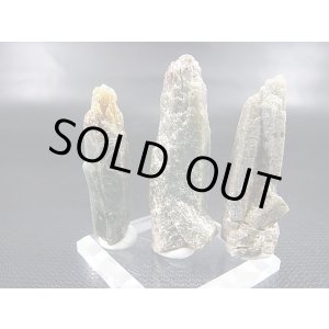 画像: 柿野鉱山産緑水晶(ヘデンベルガイト/緑閃石入りインターフェレンス型) 3点セット トータル 26.3g