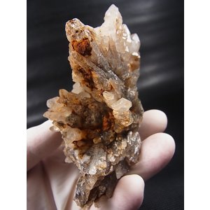 画像: キャビネットサイズ：尾平鉱山産クローライト入り水晶（連晶） 226.2g