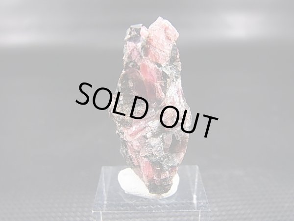 画像1: スウェーデン・ダーラナ産ロードナイト原石 7.5g