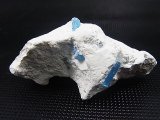 画像: ベトナム・タインホア産宝石品質アクアマリン付きカオリナイト 30.3g