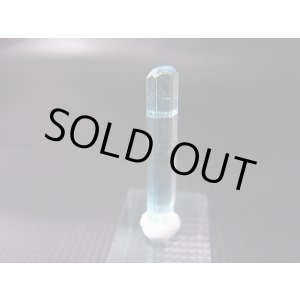 画像: ジェムグレード宝石需要品質:ベトナム産アクアマリン柱状結晶原石 4.0カラット