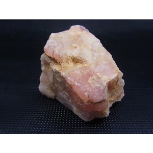 画像: 福島県桜石山産ローズクォーツ（紅石英）原石 136.7g
