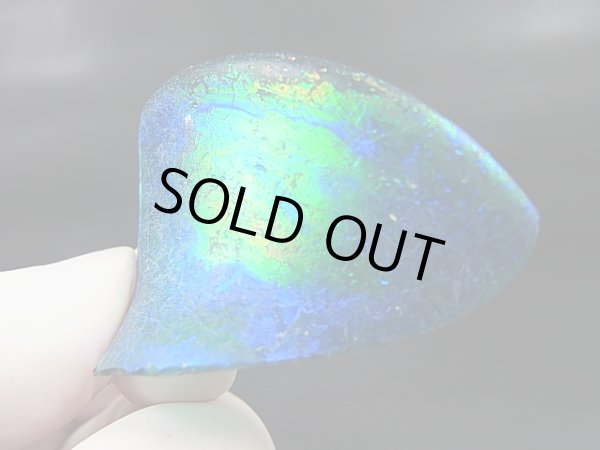 画像1: アフガニスタン産スーパーイリデッセンス・ローマングラス（ブルーグリーン） 3.4g