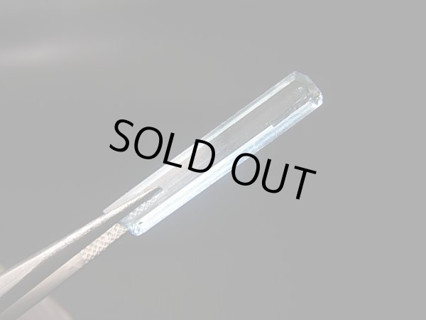 画像2: ジェムグレード宝石需要品質：ベトナム産アクアマリン柱状結晶原石 4.4カラット