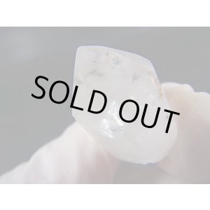 画像: マダガスカル産ホーランダイトインキャンドルクオーツ（錐面研磨） 6.2g