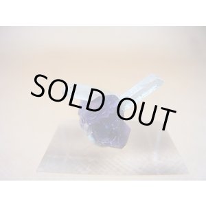 画像: ドイツ・ザクセン州産フローライト(水晶付き) 0.6g