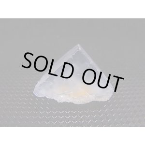 画像: フランス・ピュイドドーム産フローライト原石 6.7g